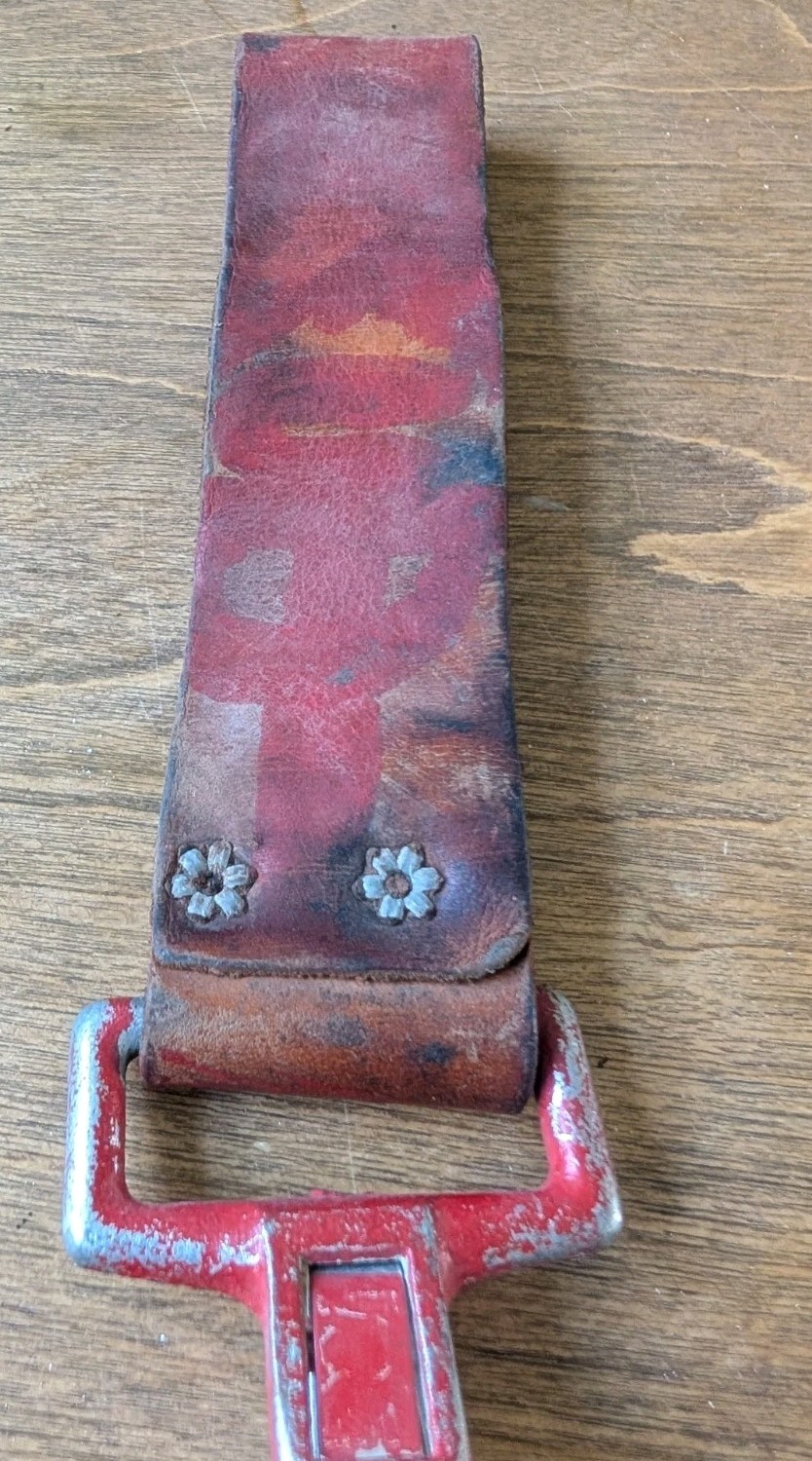 Klein Snap Loop Top Grain Cowhide made in USA Used 9.5 Inches Long