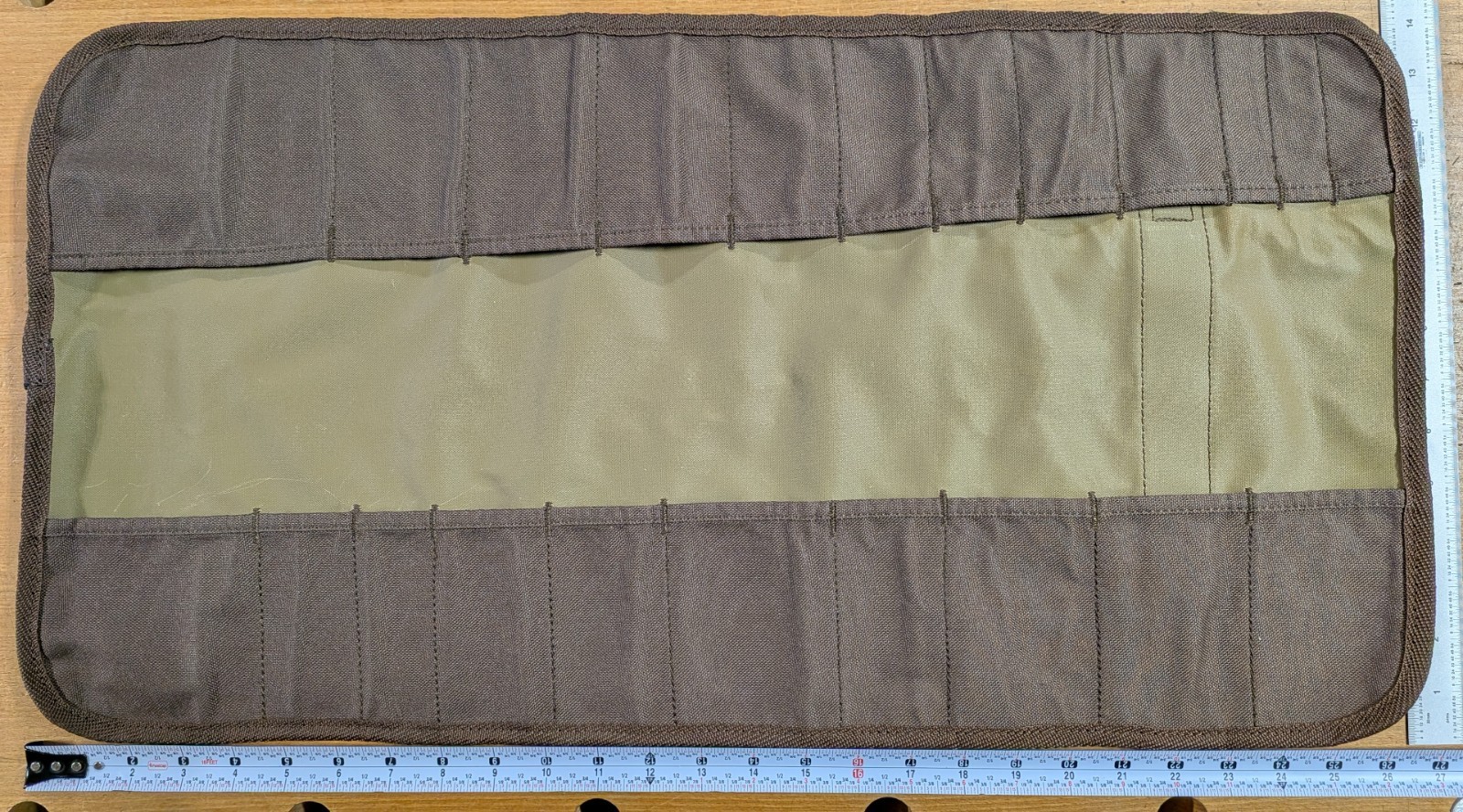 Kuny’s heavy duty canvas 22 pouch roll for chisels & similar tools Canadian made