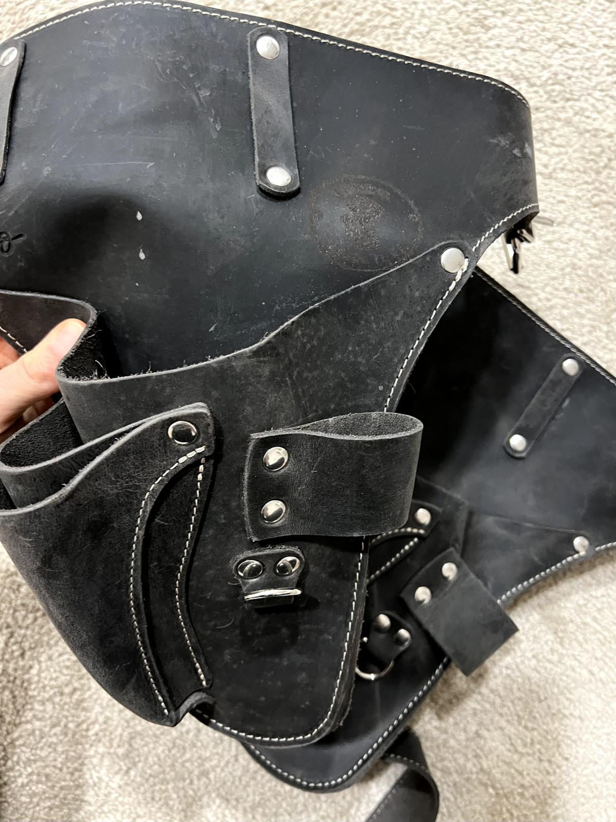 Leather garden Tool Belt. damaged – has some damages, see photos