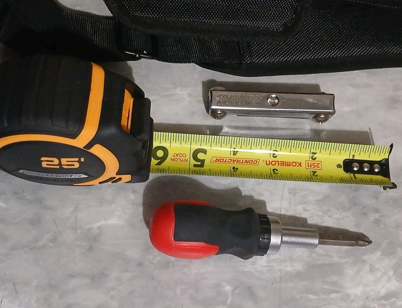 18″ Wide Mouth Tool Bag Toolbox, Includes 25′ Tape Measure, New