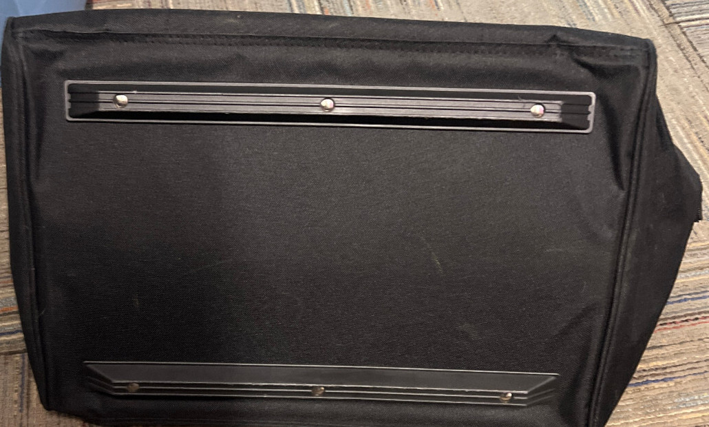 DeWalt Nylon Tool Bag Heavy Duty 17 in x 12 in x 11 in