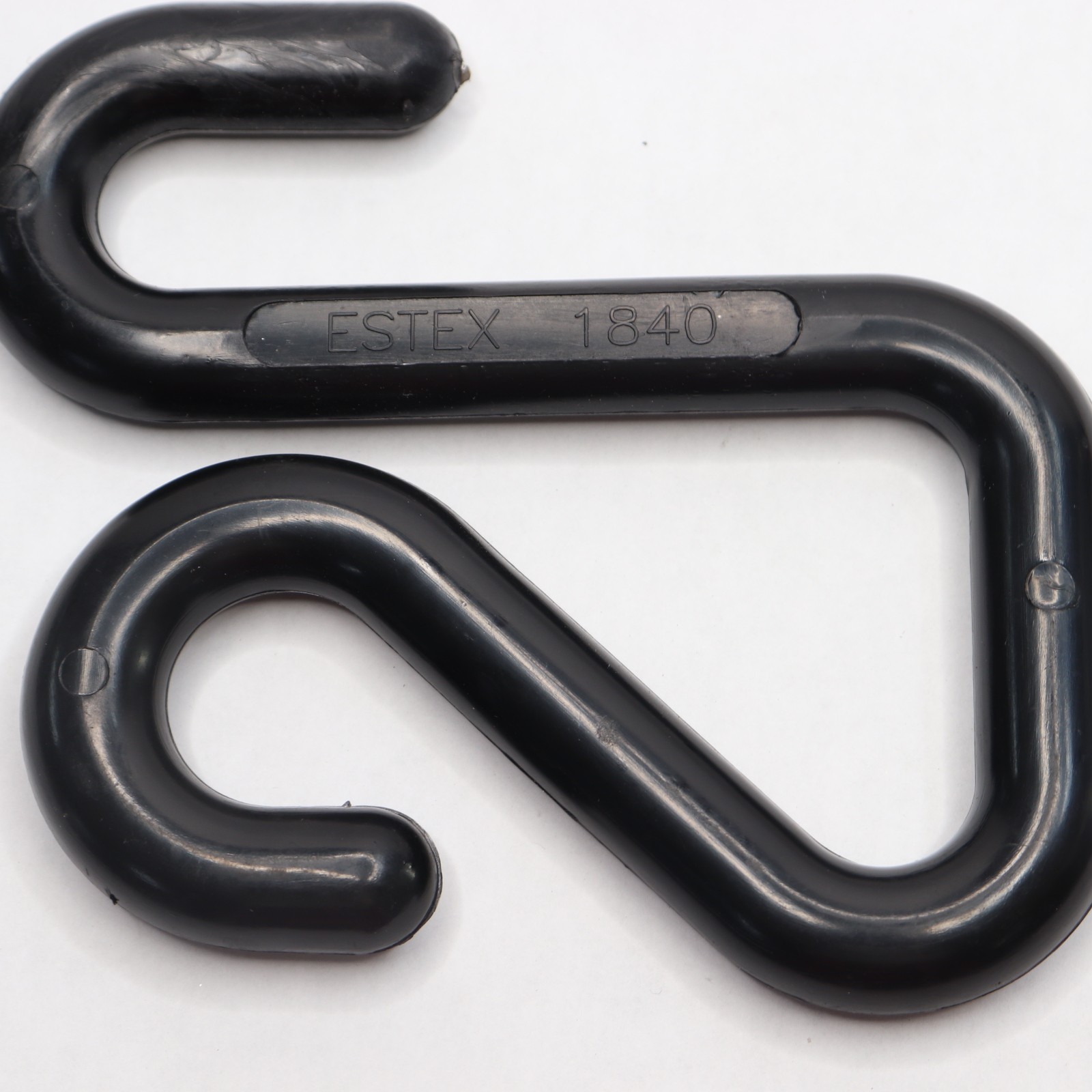Estex Aerial Bucket Hook PVC Black 5/8″ 1H-1840