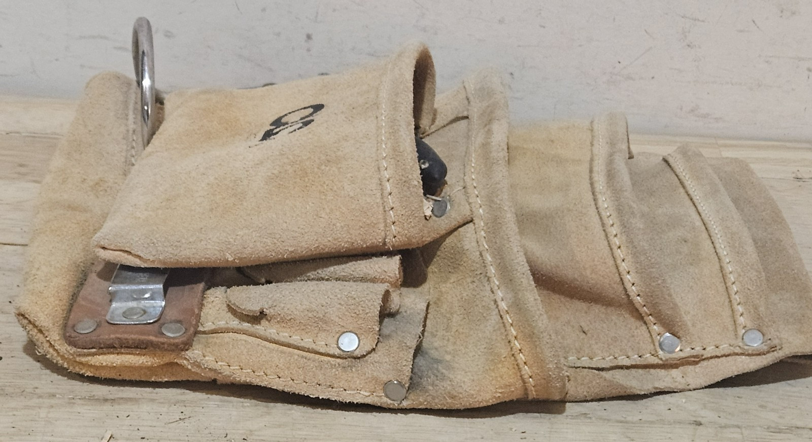 CLC Custom Leathercraft 1923X Suede 10 Pockets Tool Pouch VGC