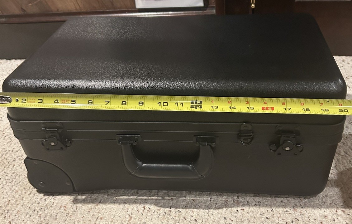 Heavy Duty Chicago Case Company Black Travel Case On Wheels-Excellent