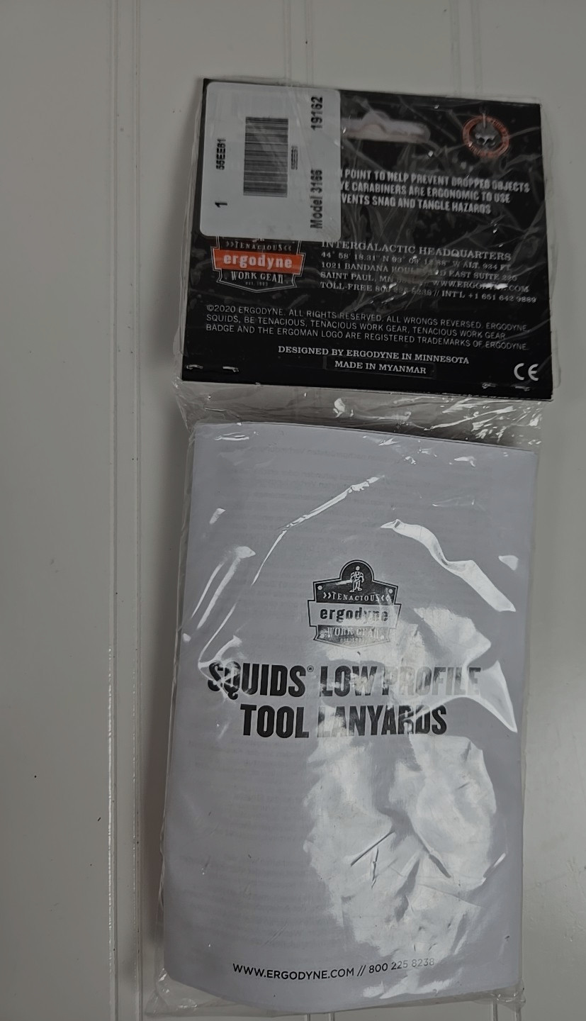 Ergodyne Squids 3166 Coil Tool Lanyard with Dual Carabiner, 2lbs