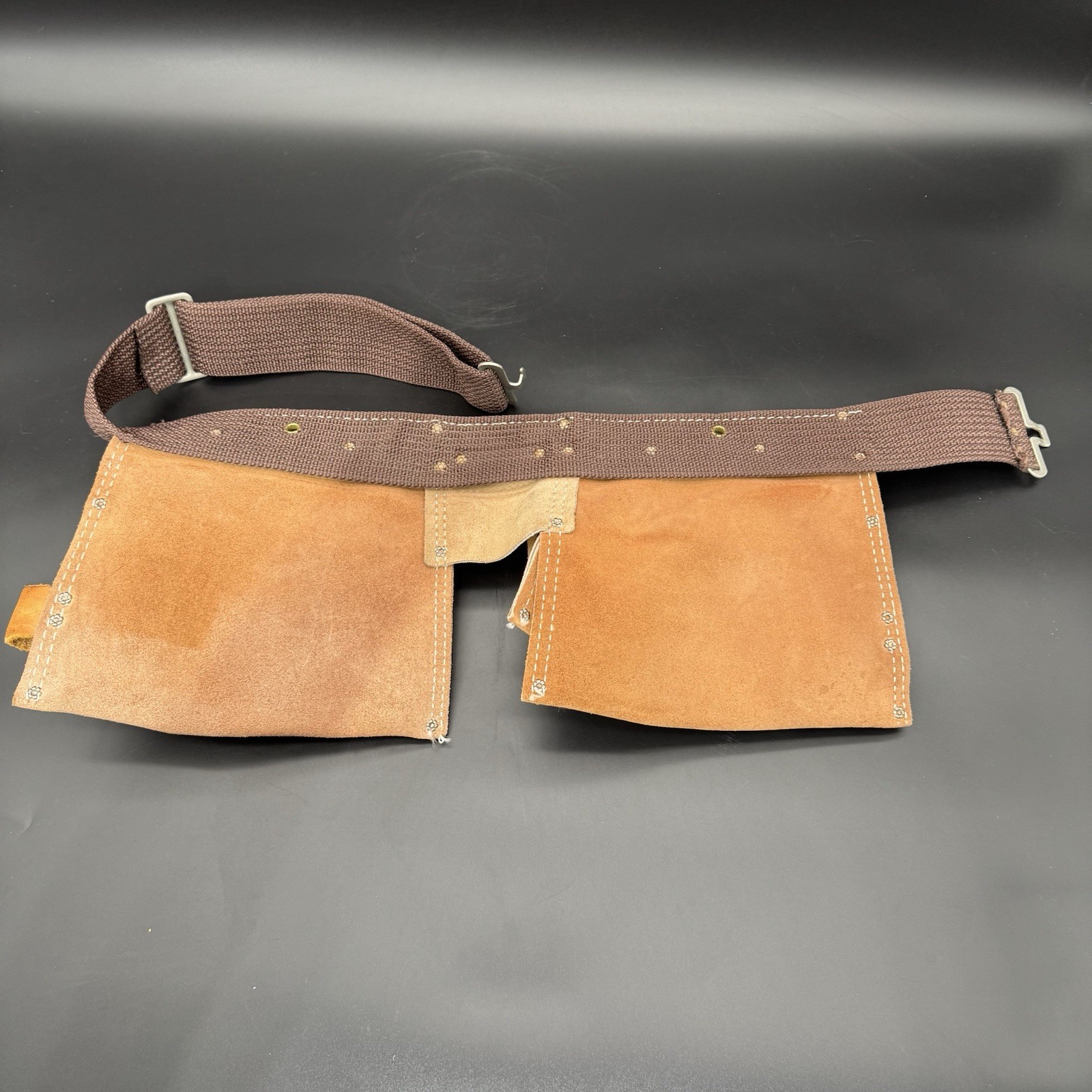 Multi Pocket Leather Tool Belt Locking Adjustable Waist Belt Central Hardware