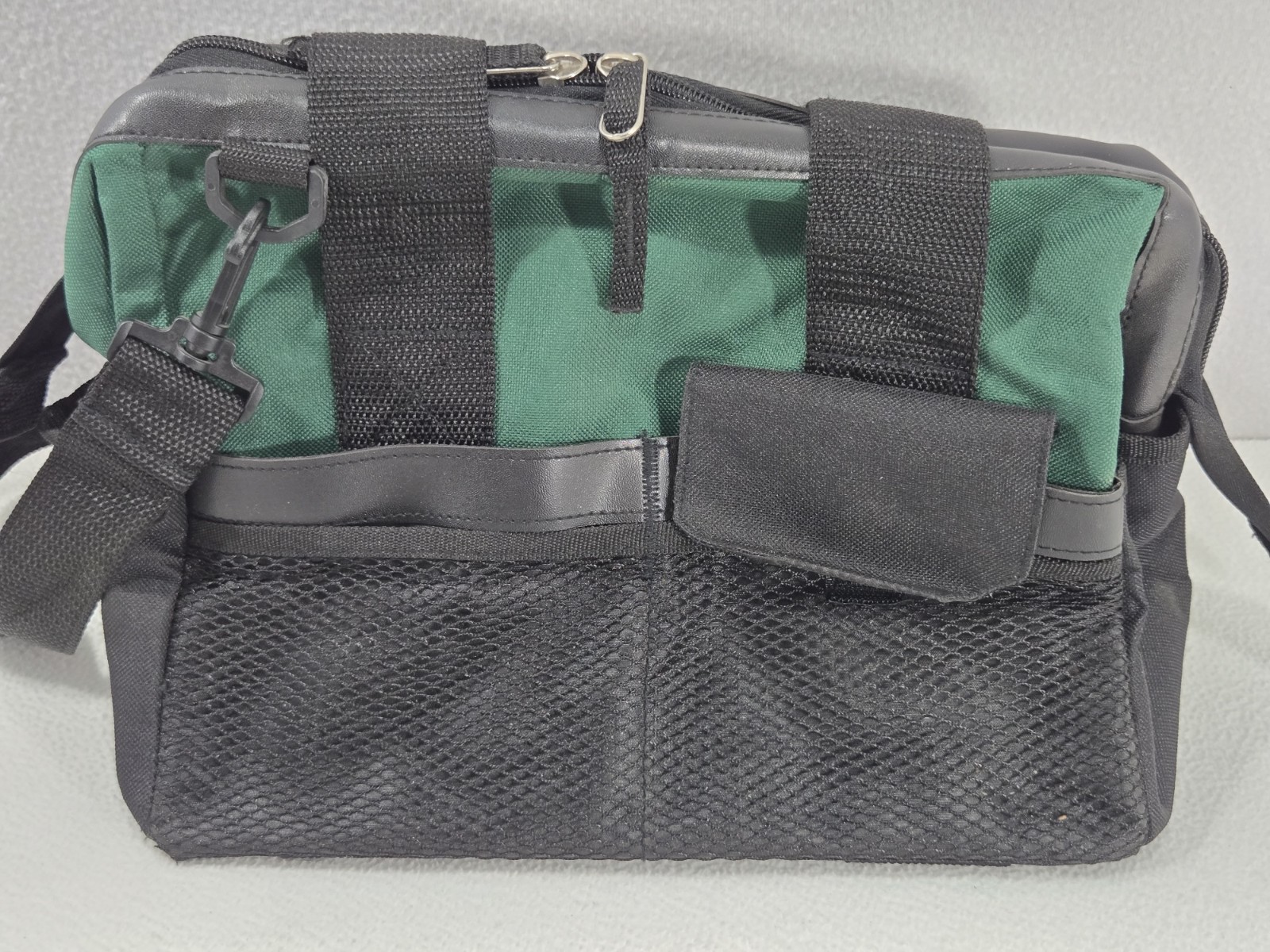 Craftsman 21-Pocket Large Mouth Tool Bag 40411 Green