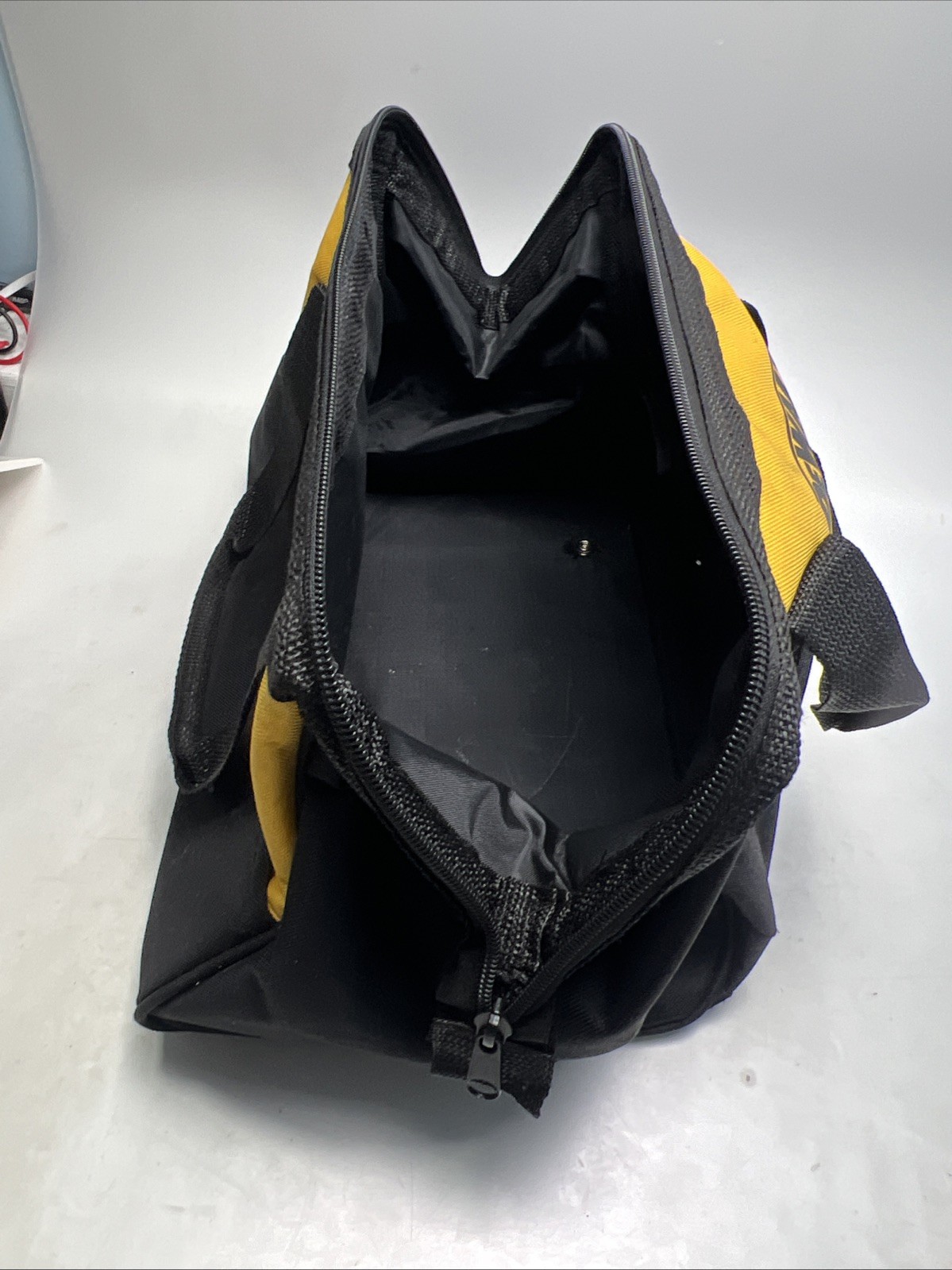 DEWALT 13in Contractor Tool Bag Black/Yellow N037466