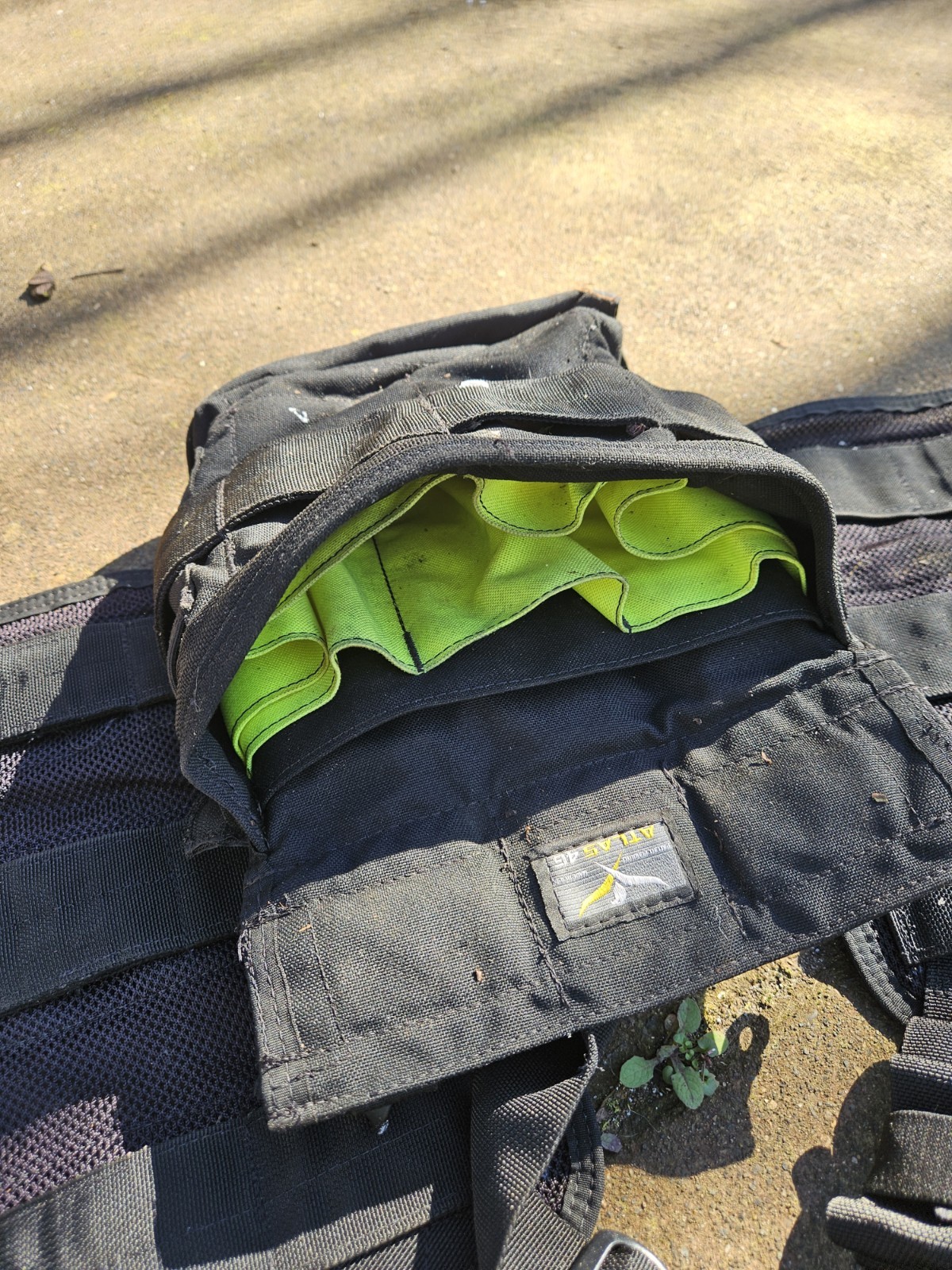 Atlas 46 Stratos Open Core Tool Vest Black With Main Tool Pouch