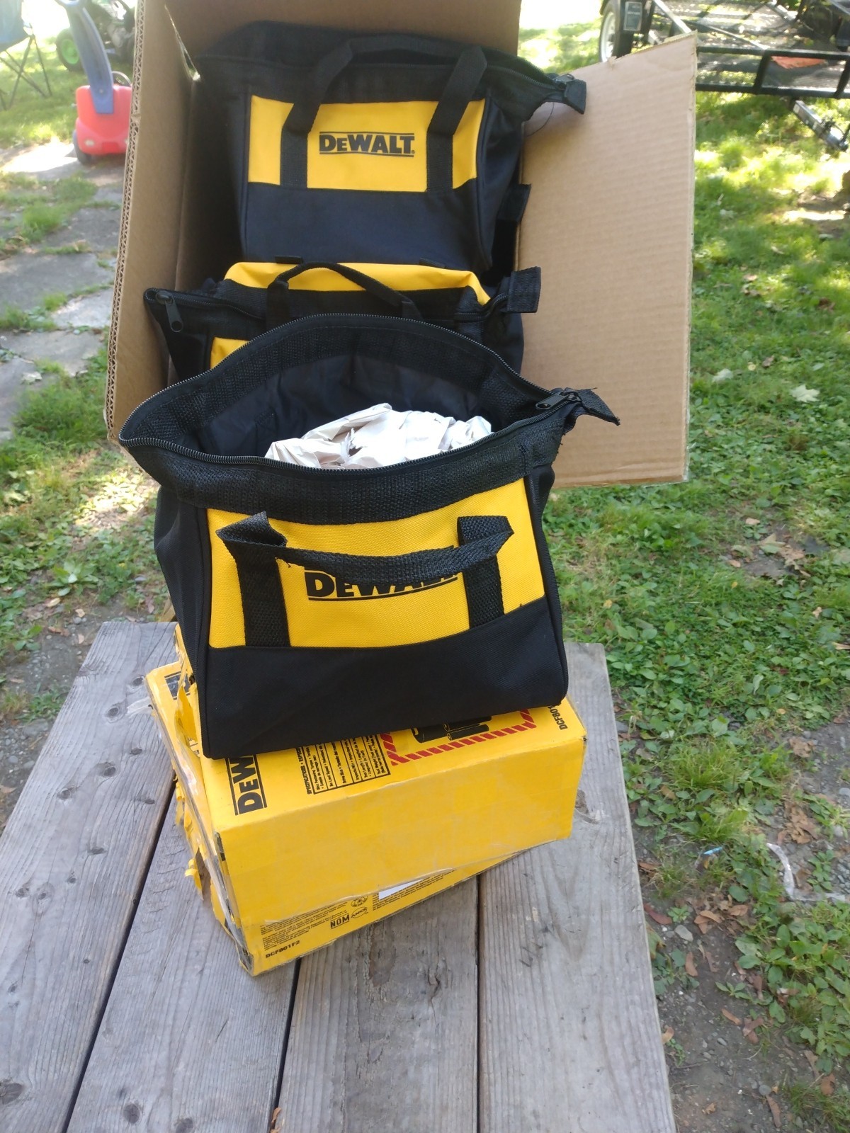 New Small 9″X9″X6″ Inch New Dewalt Tool Bag Carrying Tote Bag Nos Canvas Zip Up