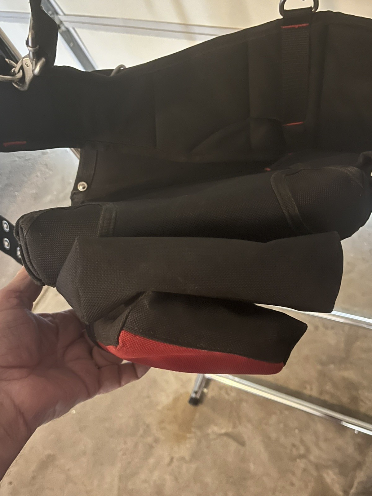 Milwaukee 48-22-8120 30 – 53-Inch 24-Pocket Suspension Rig Contractor Work Belt
