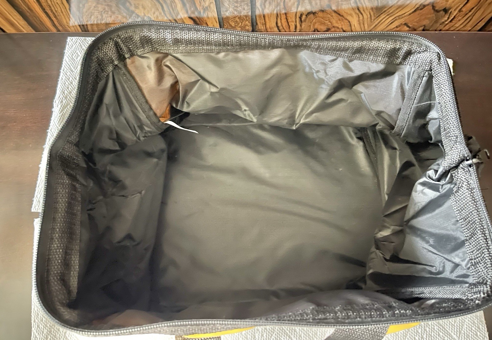 NEW Dewalt Large Nylon 13 x 10 x 10 Collapsable Tool Bag Tote