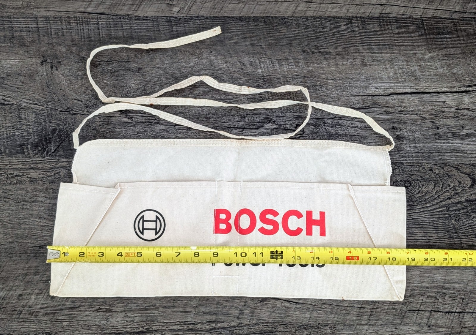Bosch Power Tools Vintage 19″ Soft Canvas 3 Pocket Contractors Tool Apron