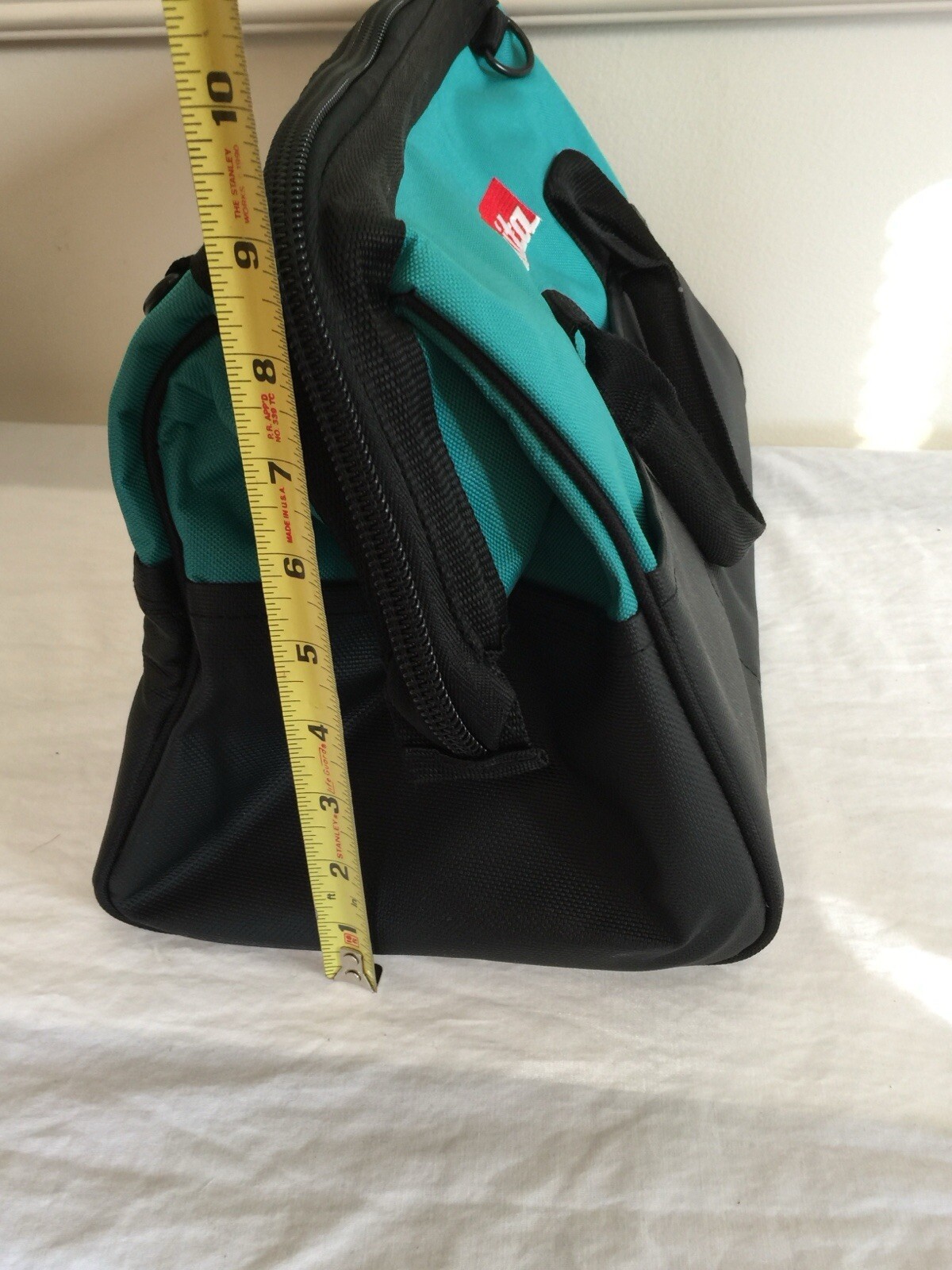 NWOT Makita Tool Bag W/ Shoulder Strap Blue Black 15”X8”X10” With Inner Pockets