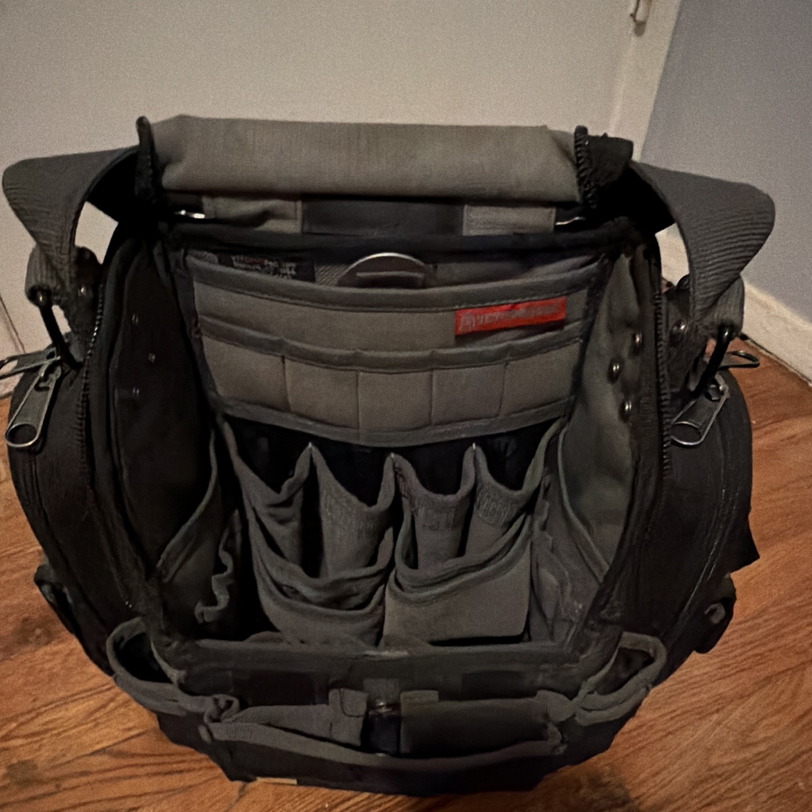 VETO PRO PAC Tech Pac Tool Backpack Black/Gray Padded Straps w/ Handle