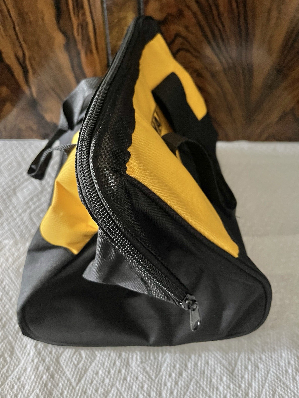 NEW Dewalt Large Nylon 13 x 10 x 10 Collapsable Tool Bag Tote