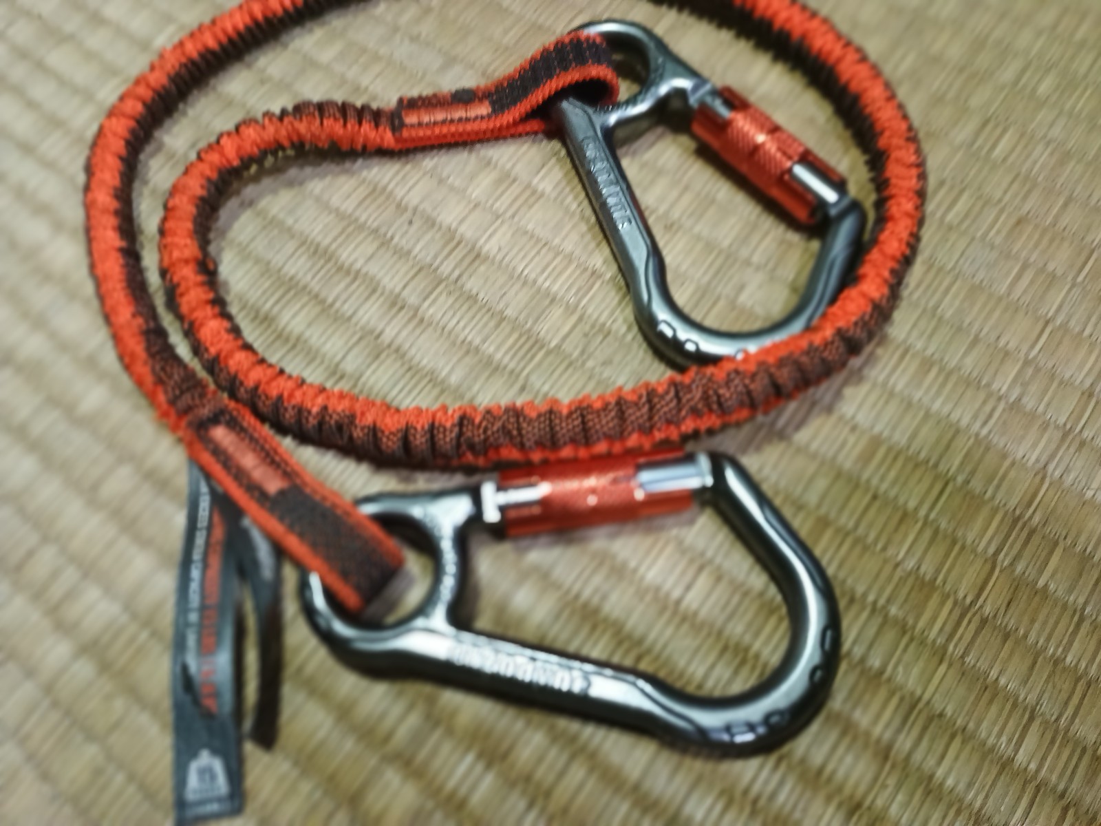 Ergodyne Squids 3110FX 10Lbs Standard 2 Carabiner Tool Lanyard, ~30 inches long