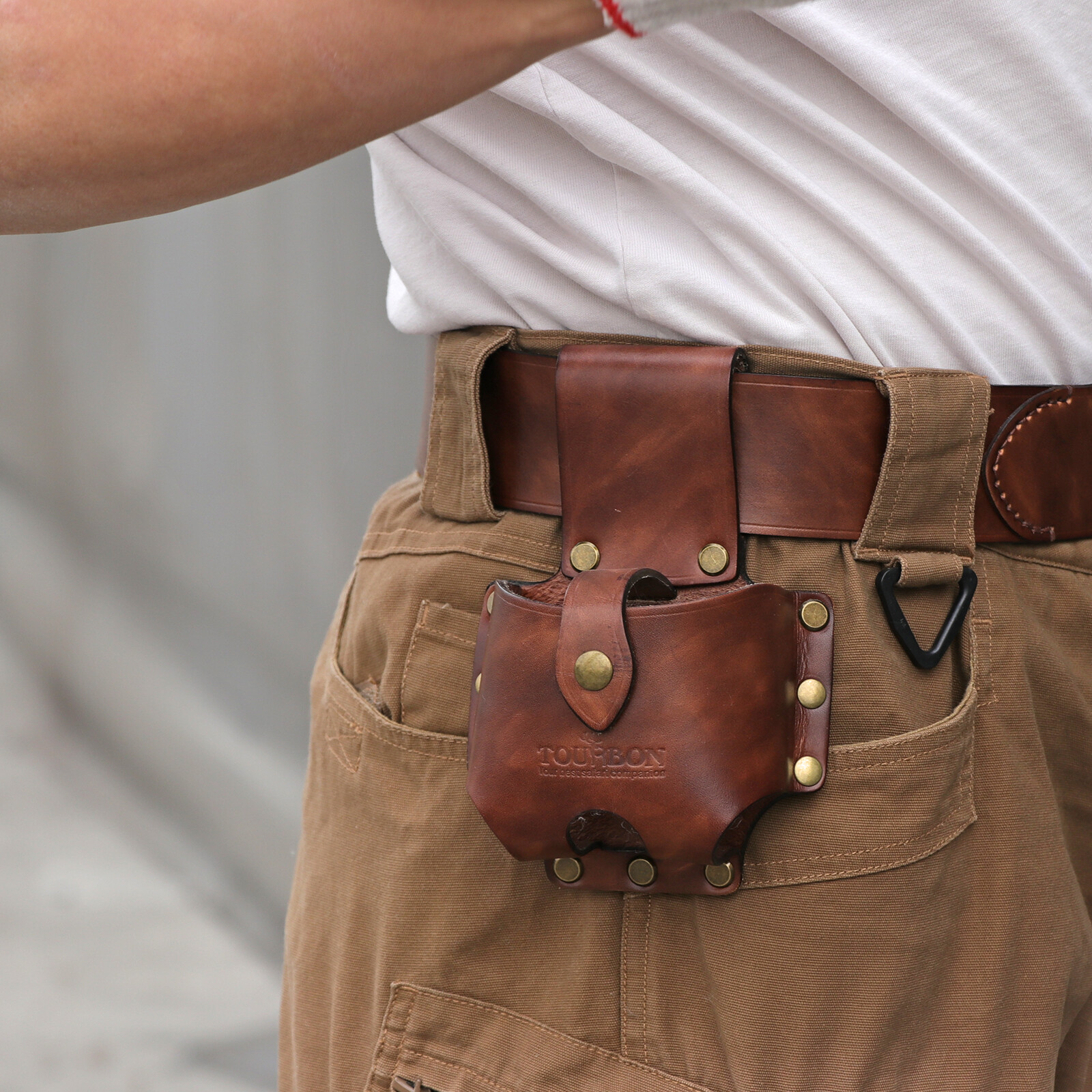 TOURBON Leather 10M Tape Measuring Hanger Holder Tool Belt Carry Pouch Holster