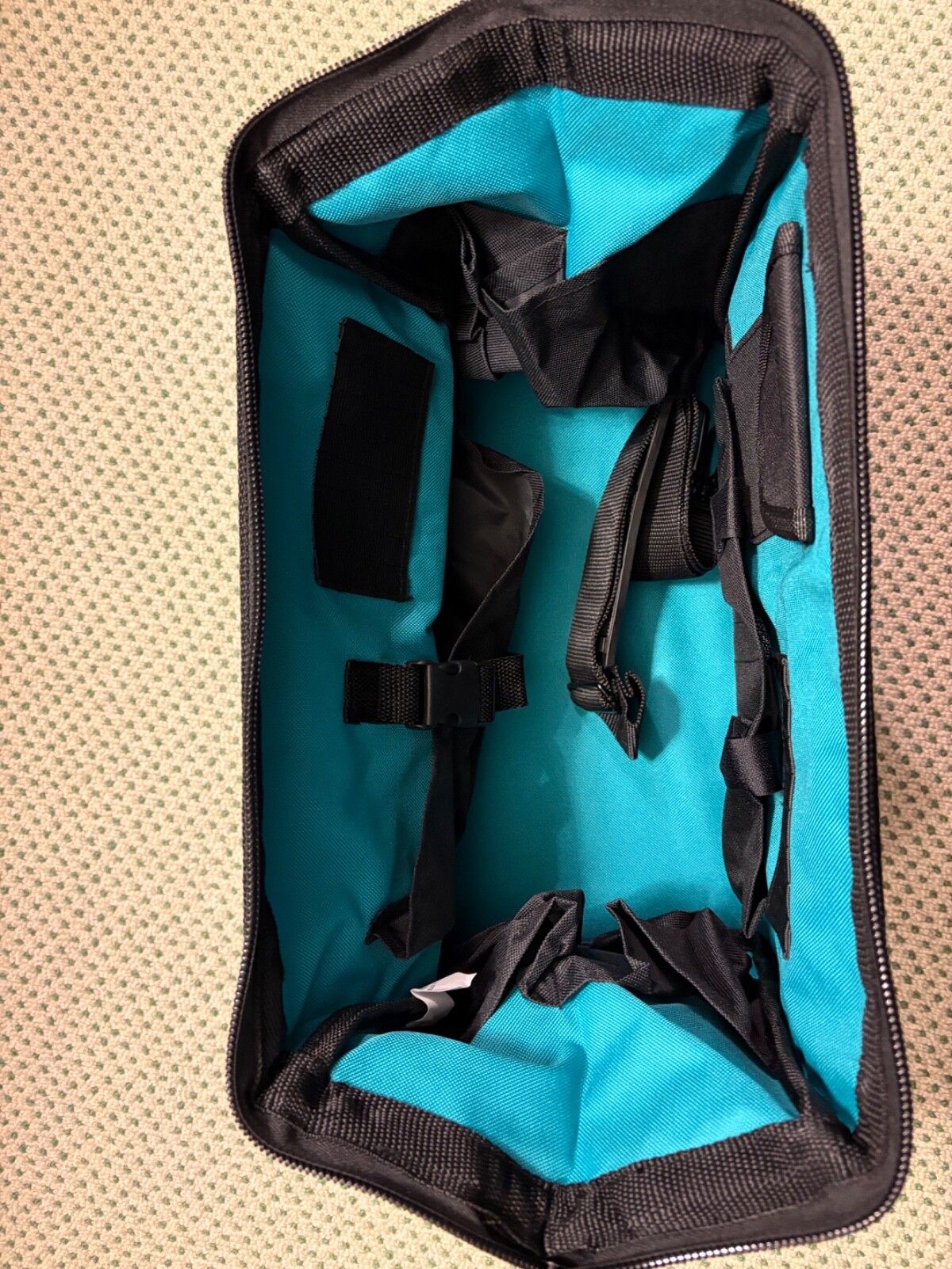 Makita 14″ Contractors Tool bag with removable shoulder strap Heavy Duty 14x8x9″