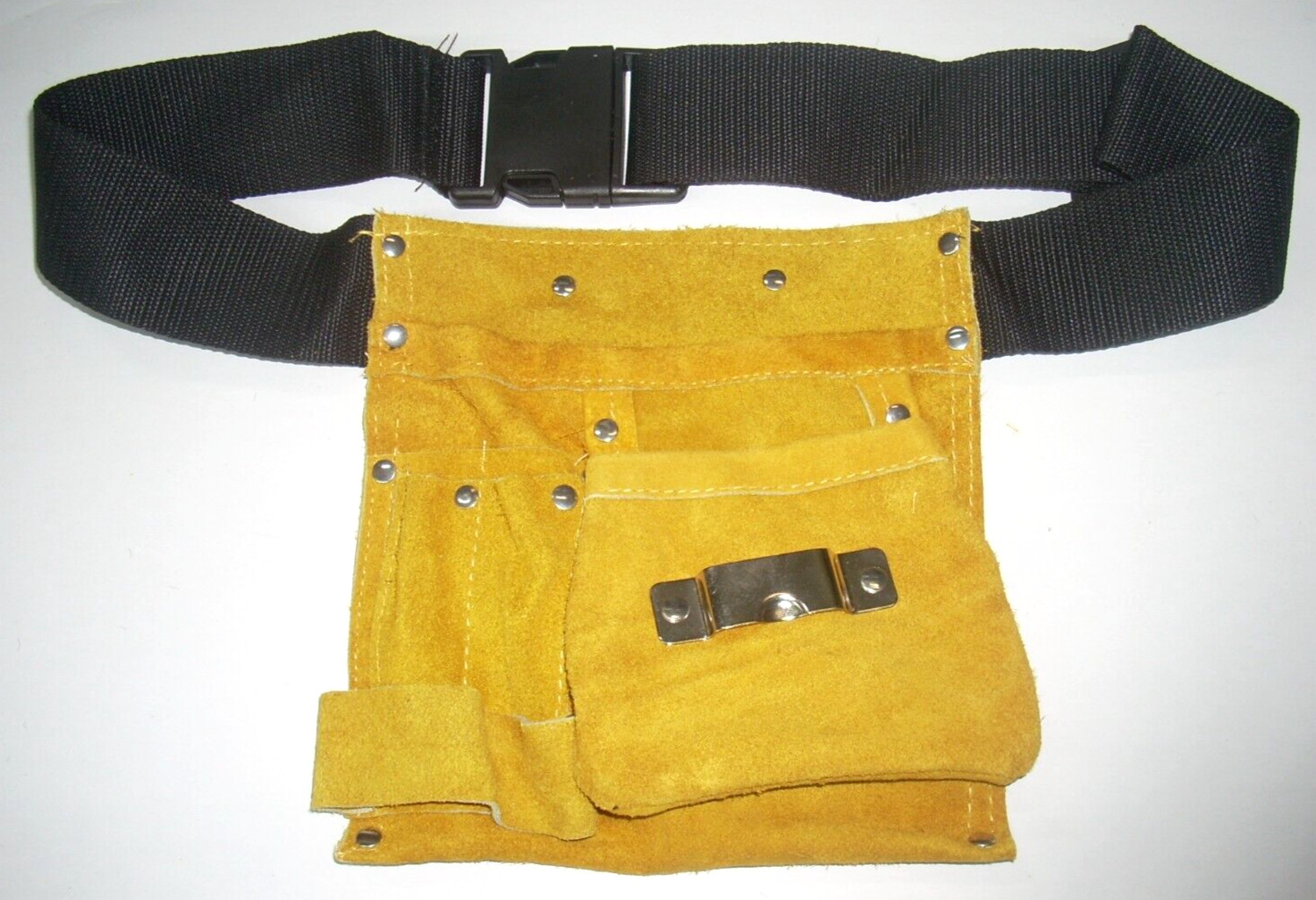 Leather Tool Belt 7 Pockets Straps 7 in W x 7 in H w Adjustable Belt 46″ Long