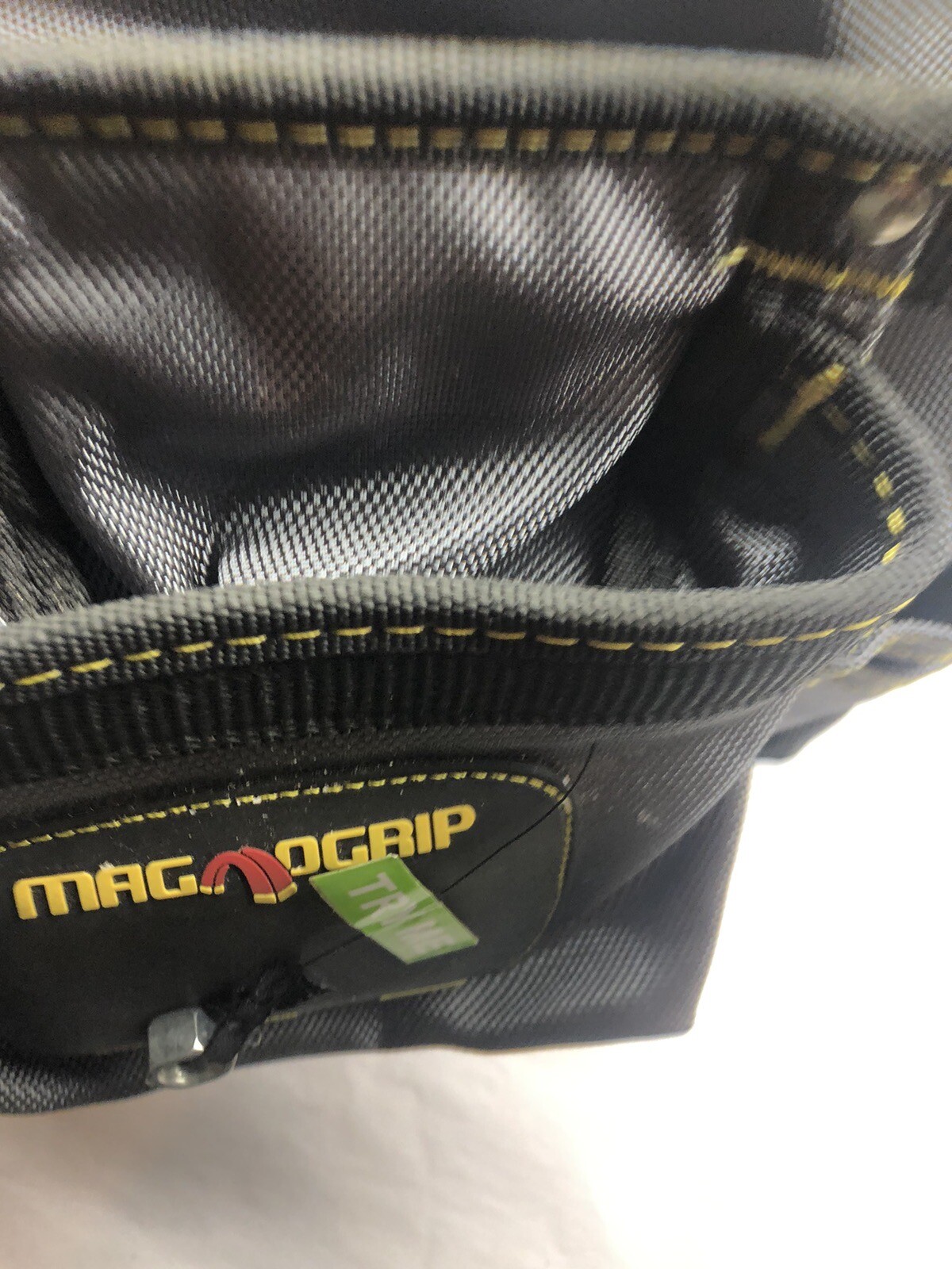 New MagnoGrip 11 In. 10-Pocket Platinum Magnetic Tool Pouch with Belt