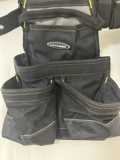 Voyager 18 Pocket Heavy Duty Tool Belt NWOT Excellent Condition