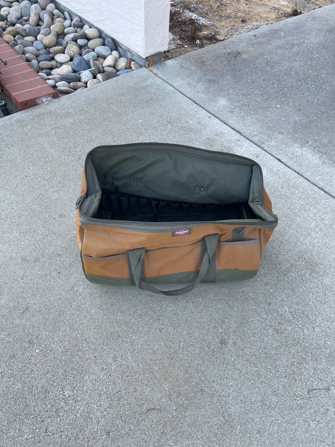 Bucket Boss Gatemouth LongBoy 24-Inch Rolling Tool Bag with Wheels