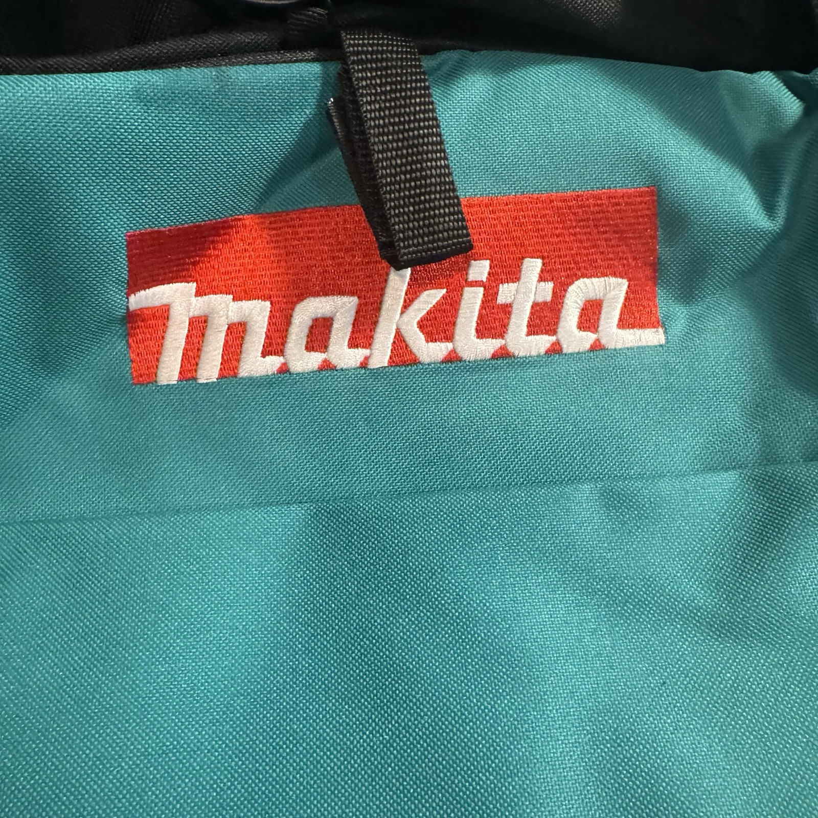 Makita 831269-3 LXT Rolling Tool Bag with Wheel – Large