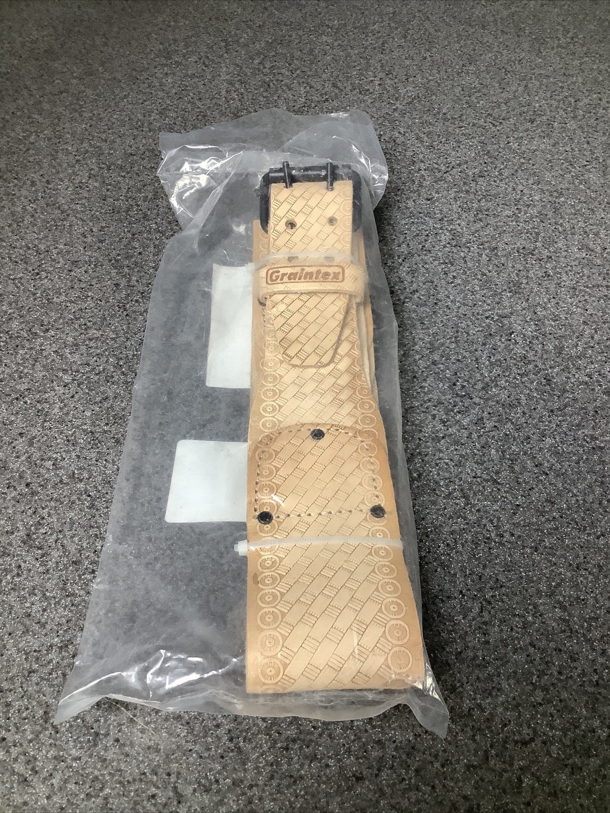 Graintex LB2028 2.3/4’’ Embossed Top Grain Leather Belt For Contractors M18C