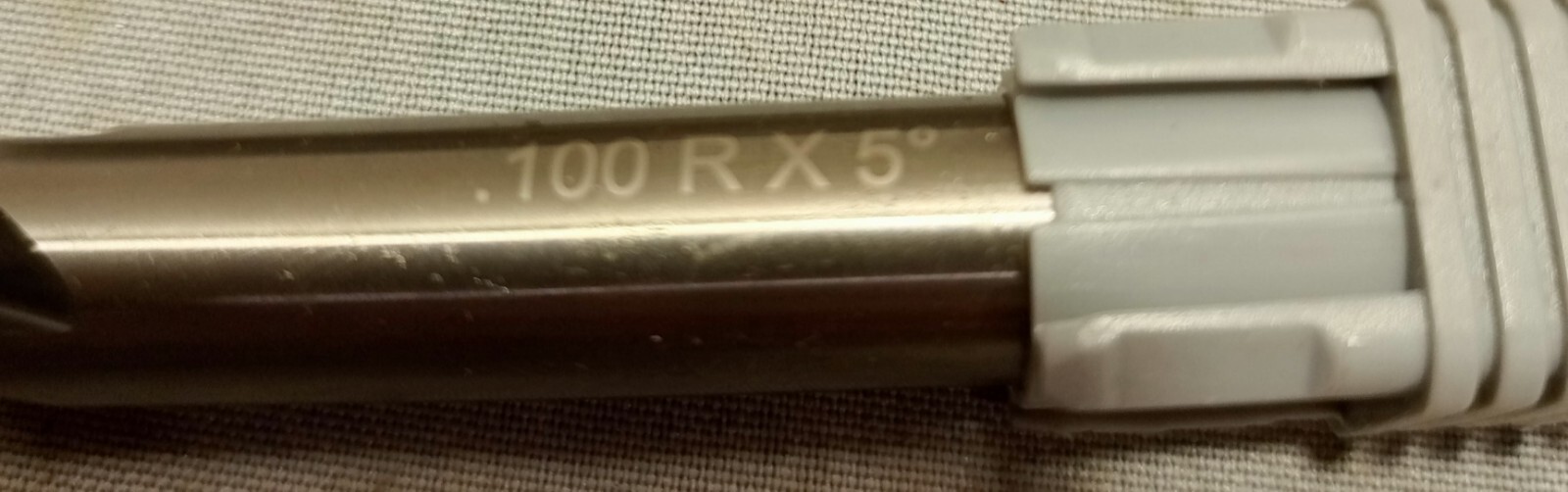 Lot Of 2 Harvey Tool 21100 .100 R × 5°