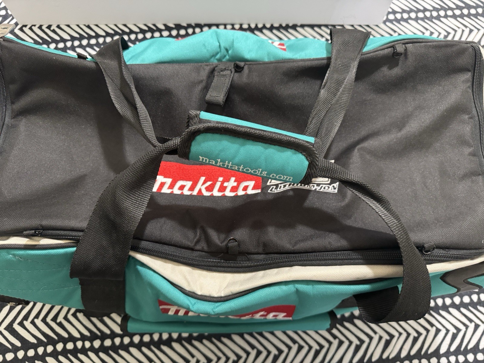 Makita Heavy Duty Tool Bag with Wheels 831269-3 black Teal Spellout