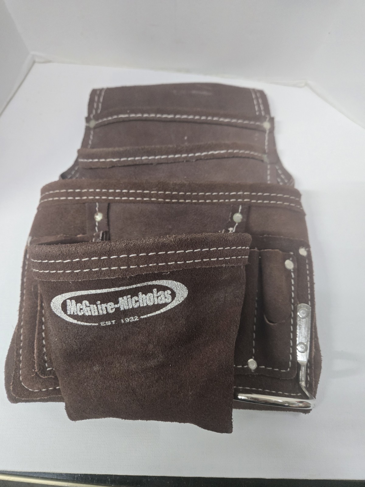 McGuire Nicholas 11 In Nail And Tool Pouch Leather Suede Hammer Hook