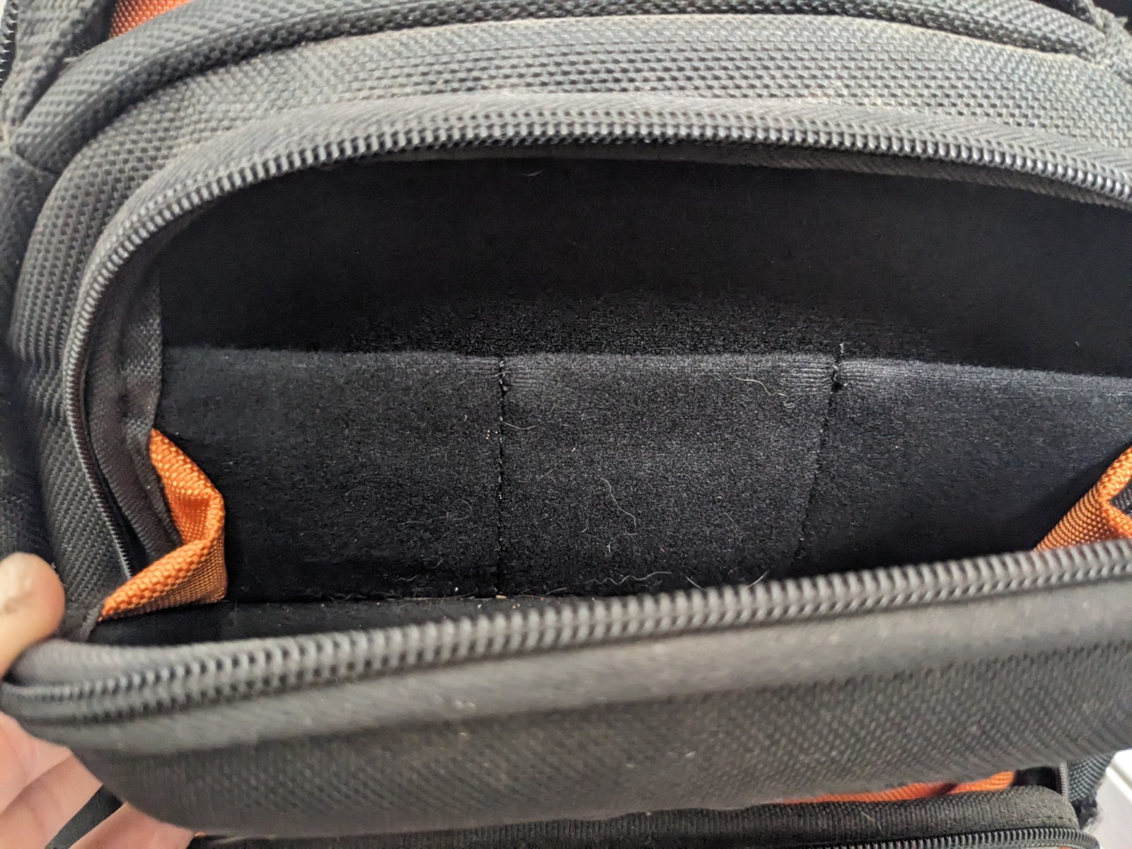 Klein Tools Backpack Tradesman Pro Multi Pockets Zippered Orange Black bag *NICE