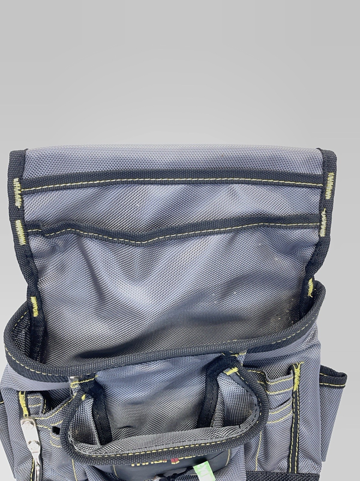 Tool Pouch MagnoGrip MAG Tools 11 In. 10-Pocket Platinum Magnetic Tape Holder