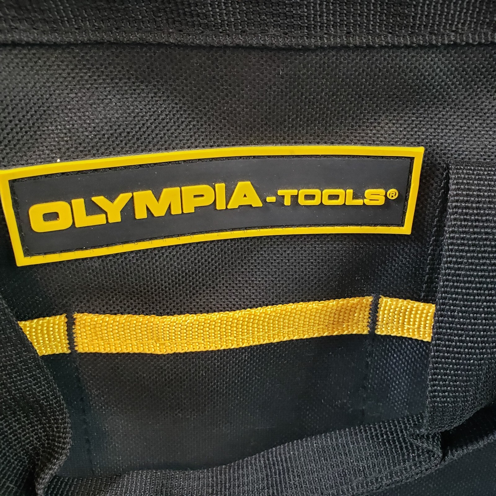 13 Inch Wide Mouth Tool Bag Molded Waterproof Base With 3 Pockets