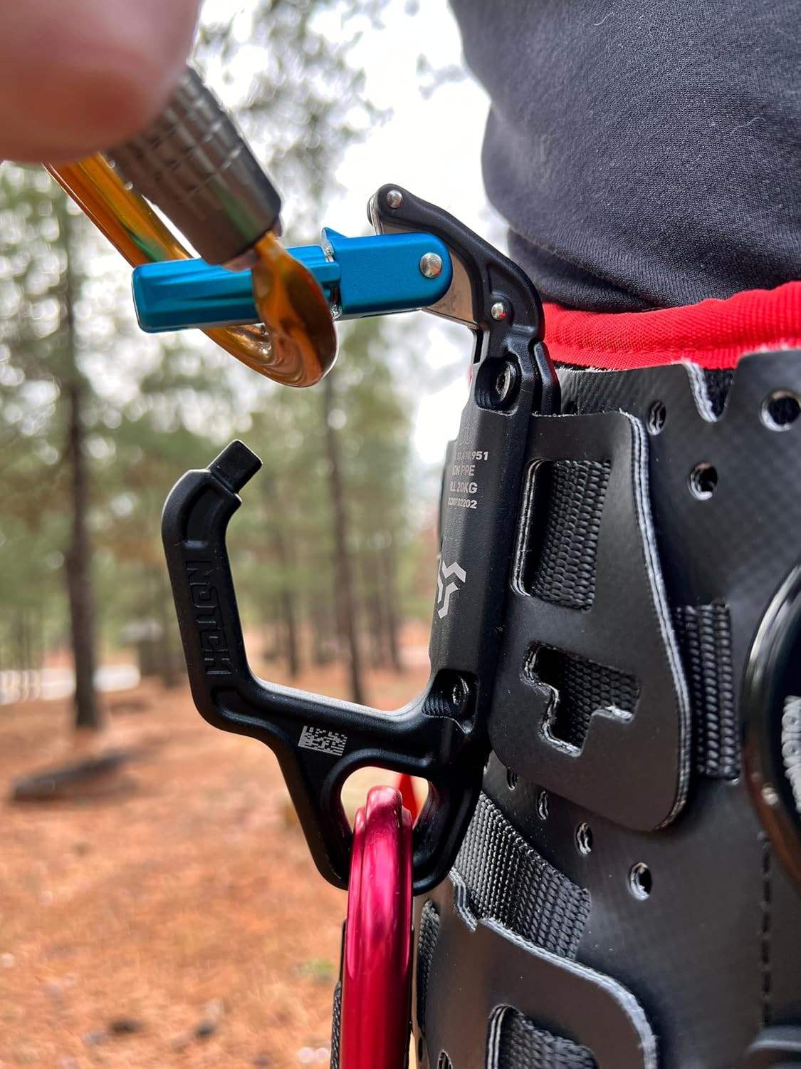Heavy-Duty Dual-Action Gate Tool Carrier – 1″ Opening, 44 Lb Capacity