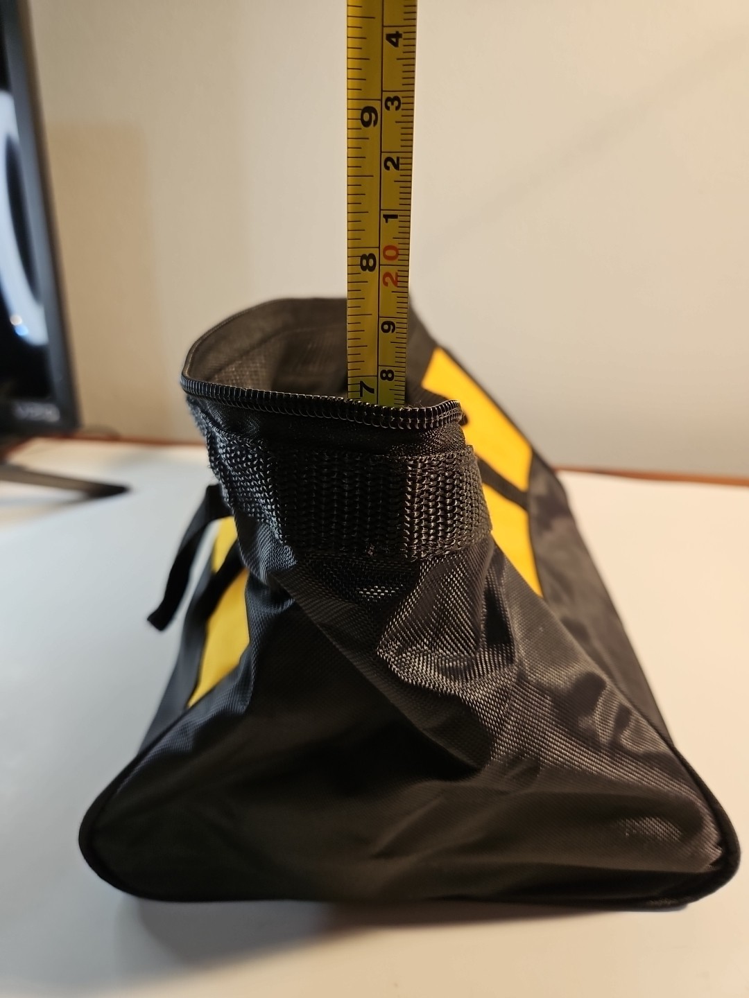 Dewalt Contractors Heavy Duty Canvas Medium Soft Tool Bag 11x 8.5x7in New Condit