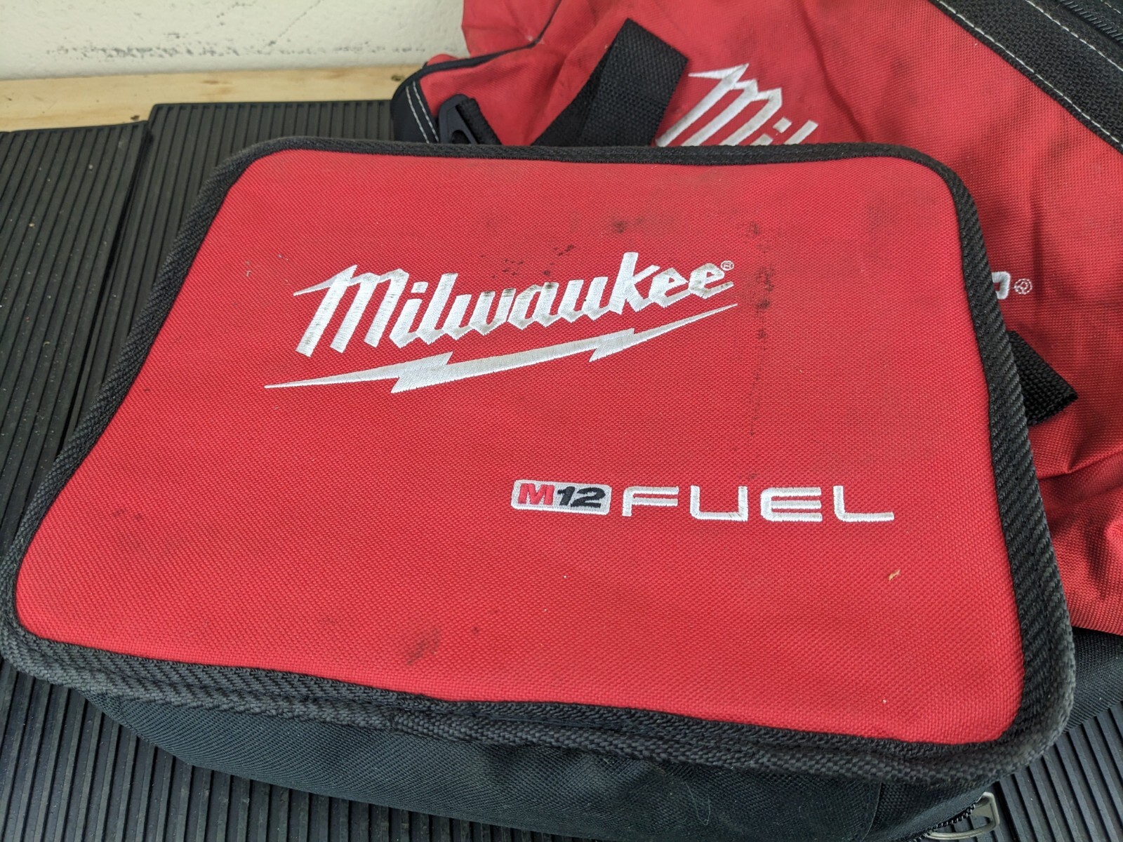 #bc983 Milwaukee M18 M12 17” Tool Bag with Pockets + M12 Cordless Tool Case