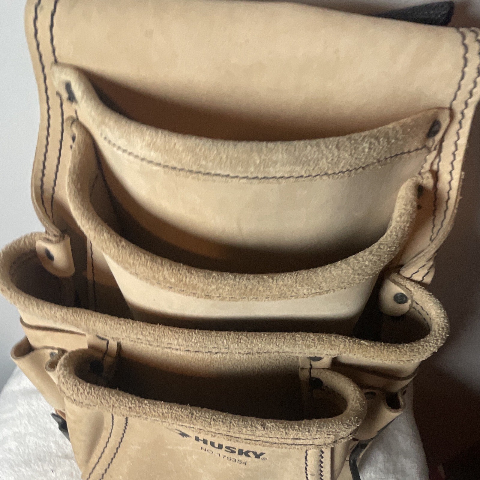 Husky Leather Tool Pouch w/ Belt Clip, No. 179354, Tan/Black