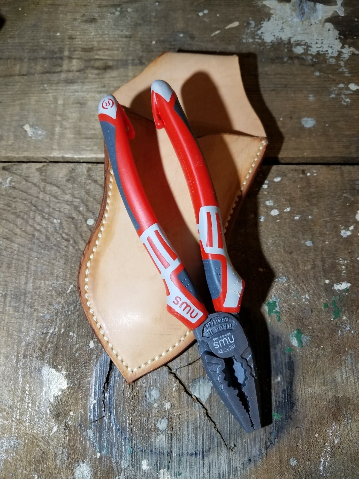 CUSTOM LEATHER: PLIERS POUCH: HEAVY DUTY: HANDMADE & MADE TO ORDER USA