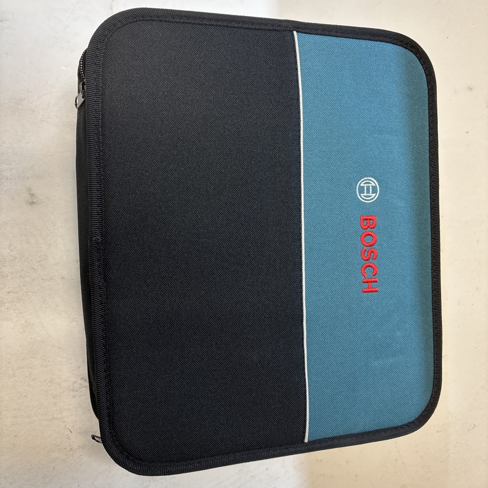 Bosch 12x9x4 Portable Storage Toolbag Maintenance Canvas. A8. 0