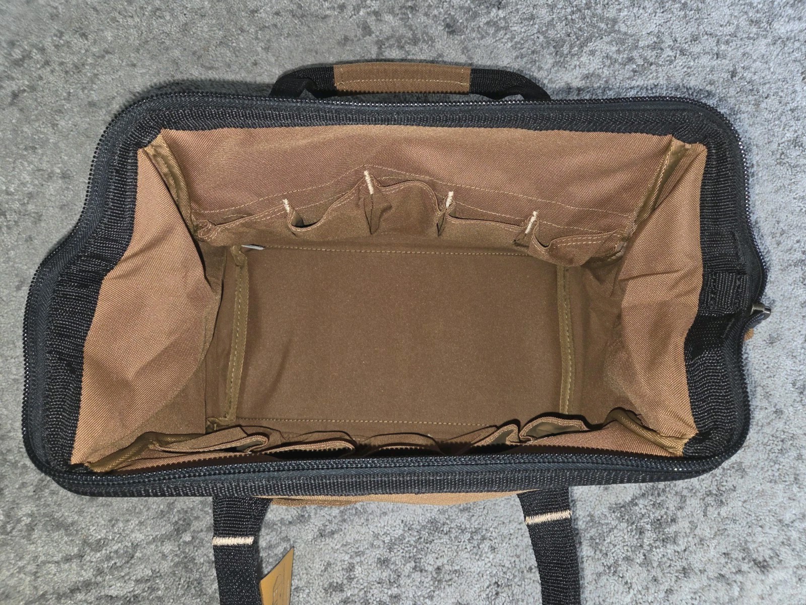 Carhartt 14 » Quality Heavy-duty Tool Bag with 26 Pockets Padded Huge Opening