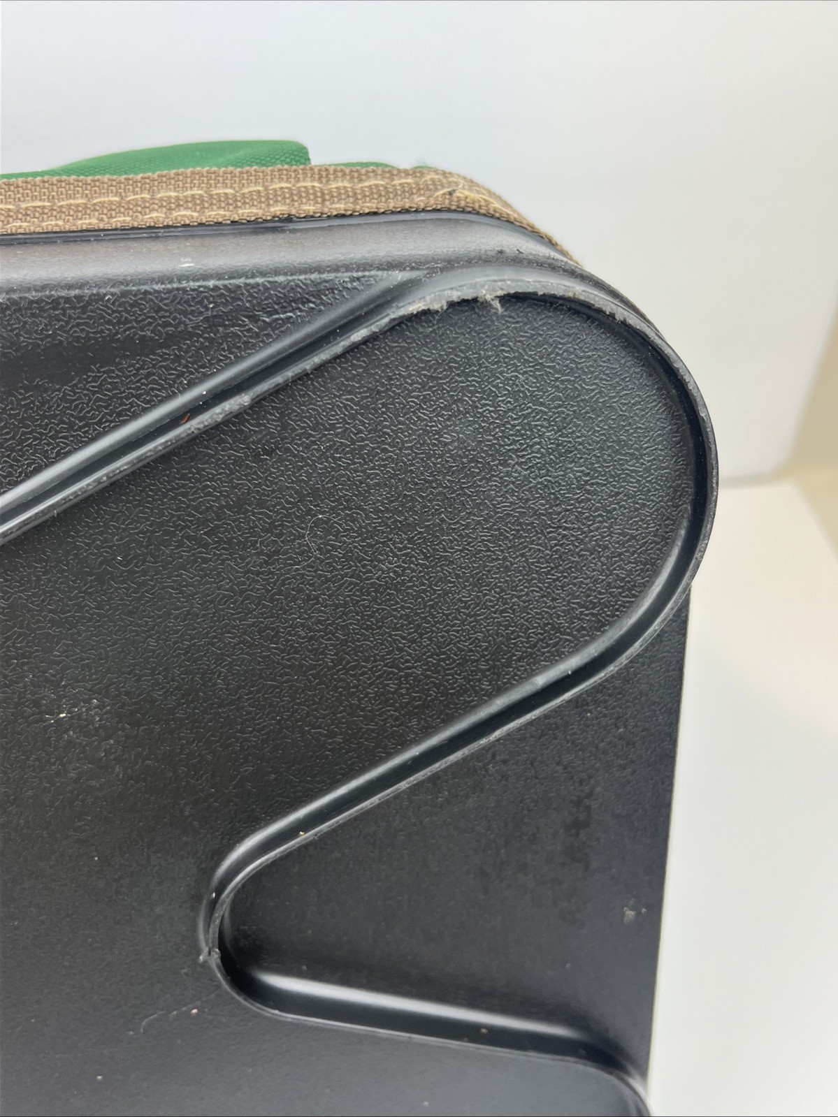 STANLEY 16″ Open Mouth Zipper Top Pockets Tool Bag Hard Bottom Green 16x11x9″