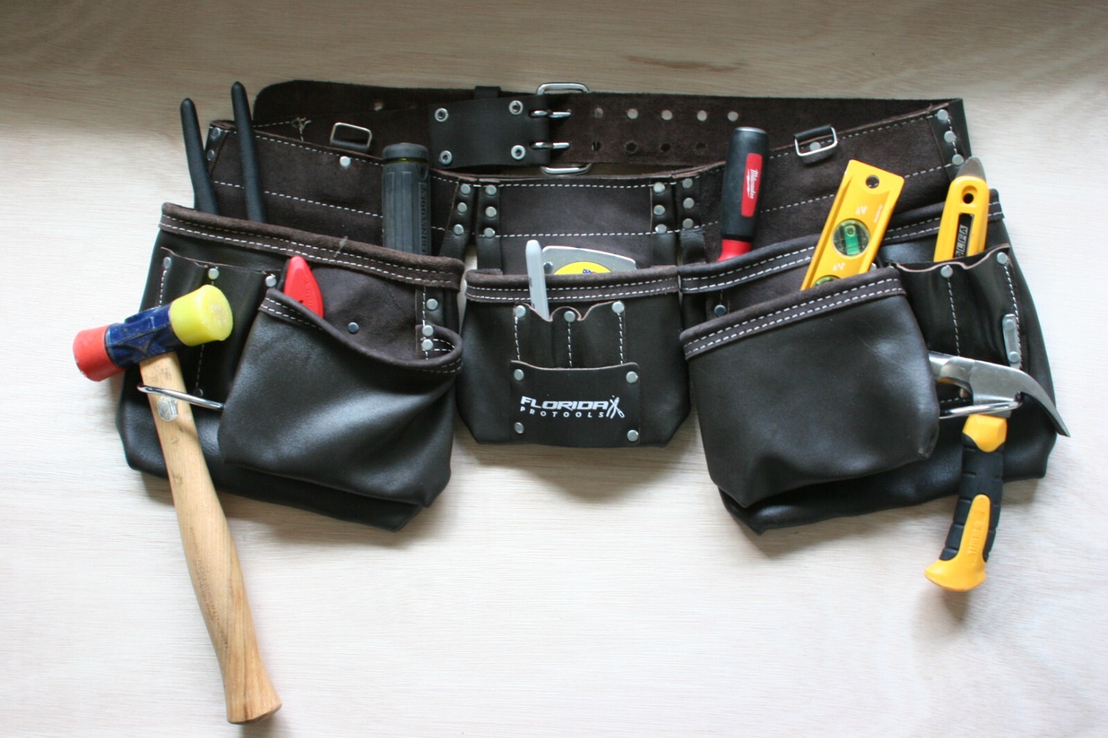 Leather Tool Belt 13 Pocket Professional Oil Tanned Split