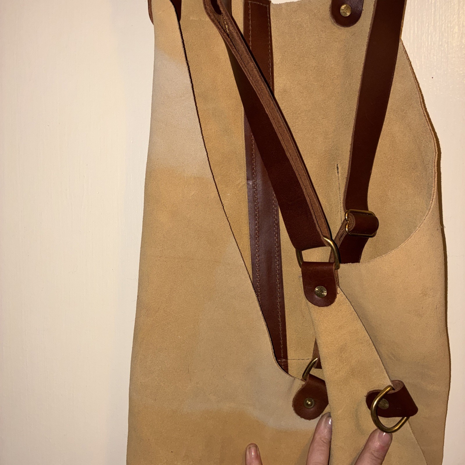 Garrett Wade USA Full Suede, cross-back strapsShop Apron, brass hardware