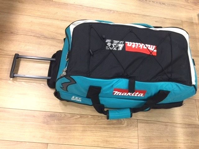 MAKITA 831269-3 Super Heavy Tool Bag with Trolley Cart LXT 64cmx34cmx28cm