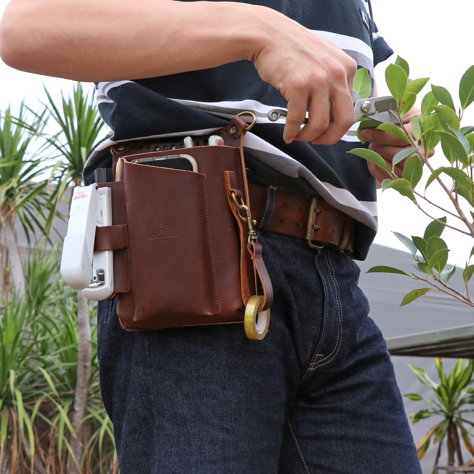 TOURBON 6-in-1 Leather Garden Tools Storage Belt Pouch Utility Shoulder Bag Gift