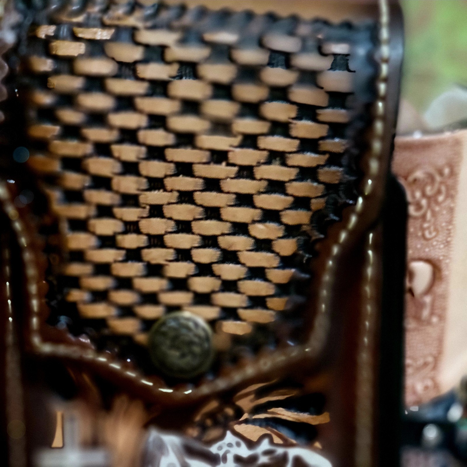 Praying Cowboy Western Leather Phone Holstor LARGE 7×4″ Snap Closure.