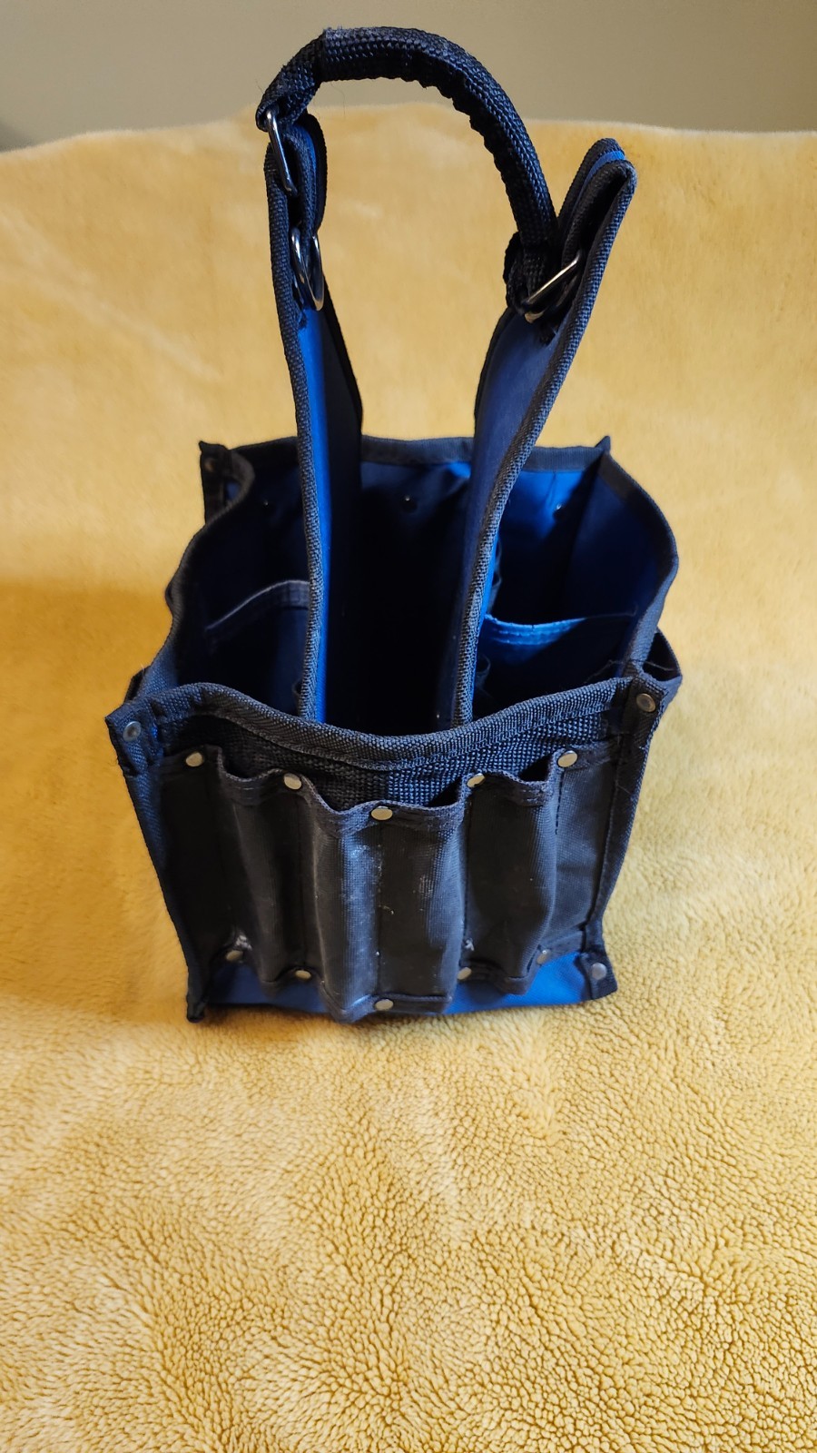 used IDEAL Electrical 35-441 Master Electrician’s Tote Tool Bag – Black/Blue