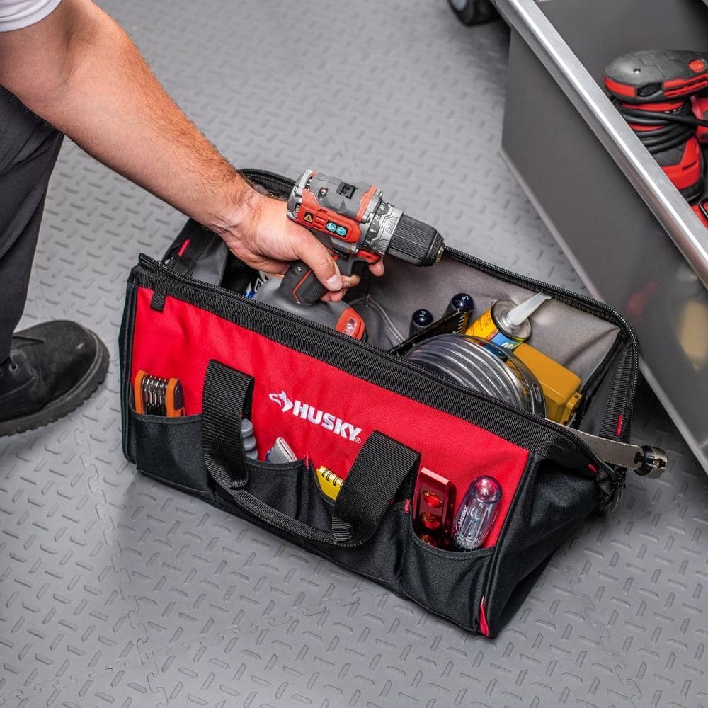 18 in. 14 Pocket Zippered Tool Bag